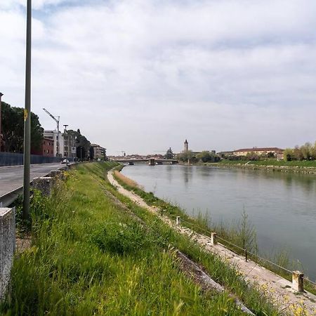 Charme In City Center Verona Luaran gambar